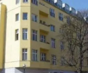 Orion 3*, Berlín Německo