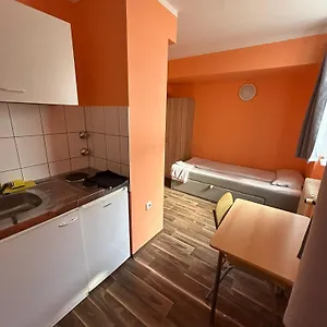 Apartment Budget Station Aparthostel, München